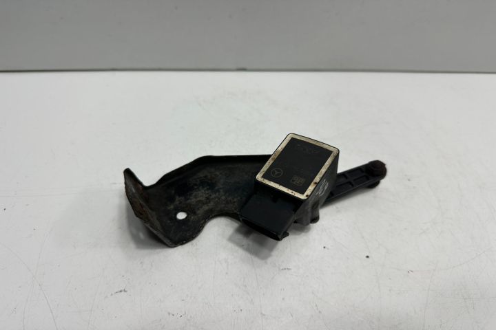 Senzor nivel far A0105427717 Mercedes-Benz ML W164 seria