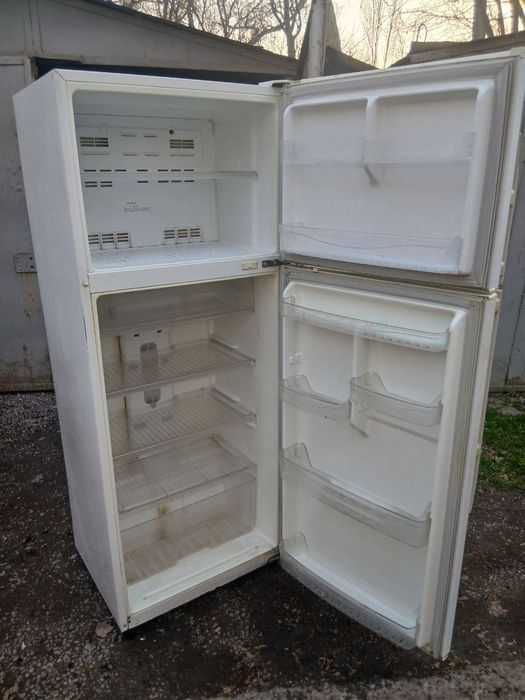 Продаётся холодильник