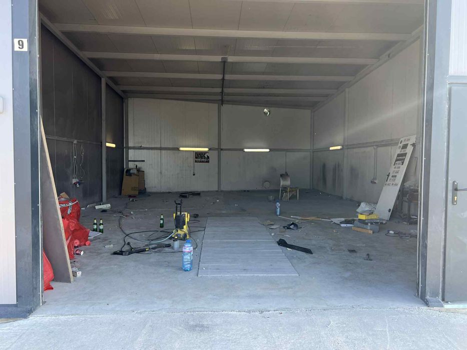 Дава се под наем Склад в Варна, Възраждане 1 - 100 кв.м за 765 € - Снимка #1