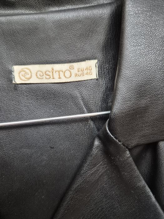 Дамски костюм размер 44 и елегантна рокля