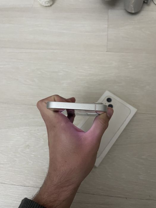 Продамм айфон 13