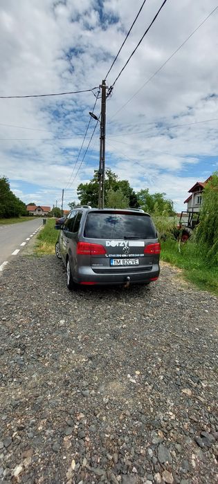 VOLKSWAGEN Touran 2013 — imagine 3