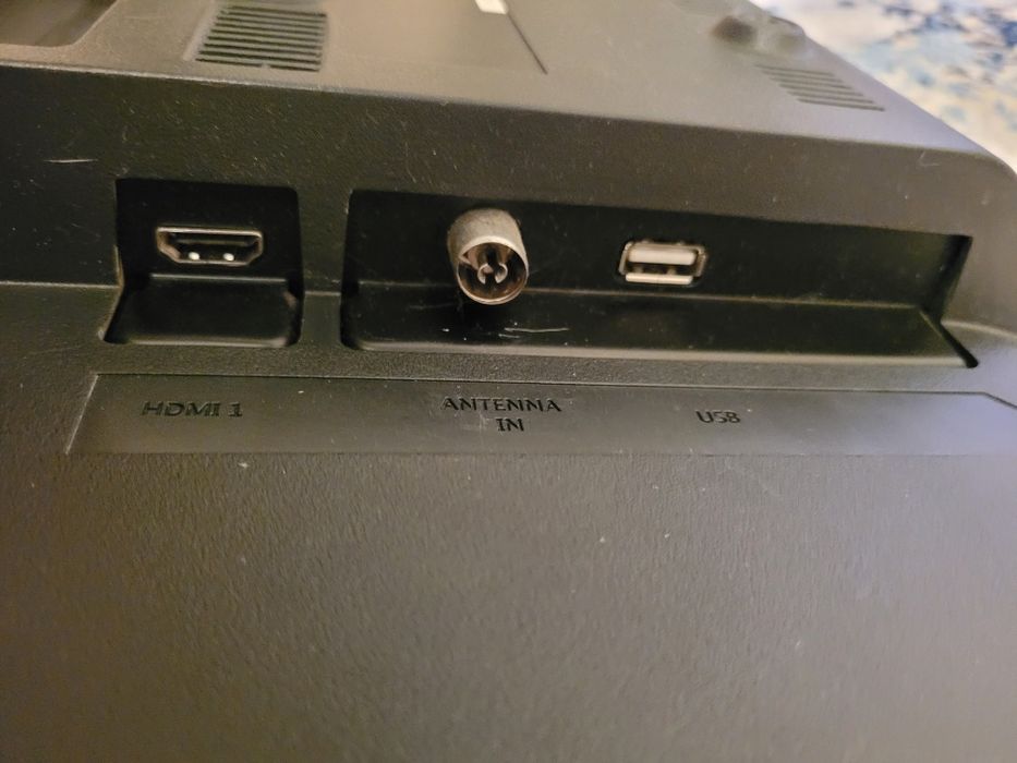 Продам телевизор 20" - 50,8 см