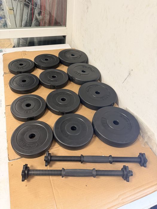Gantere reglabile noi pret promo 120 lei buc. 200 lei setul 40 kg.20 kg+20 kg=40 kg