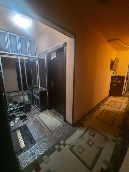 Prodaetsya kvartira v mirabadskom rayone. S ogorodom ograjdyonnim