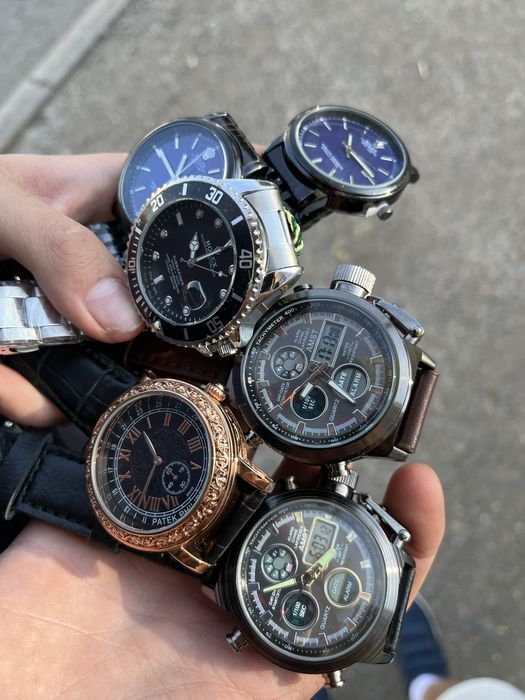 Очень хоршый часы есть