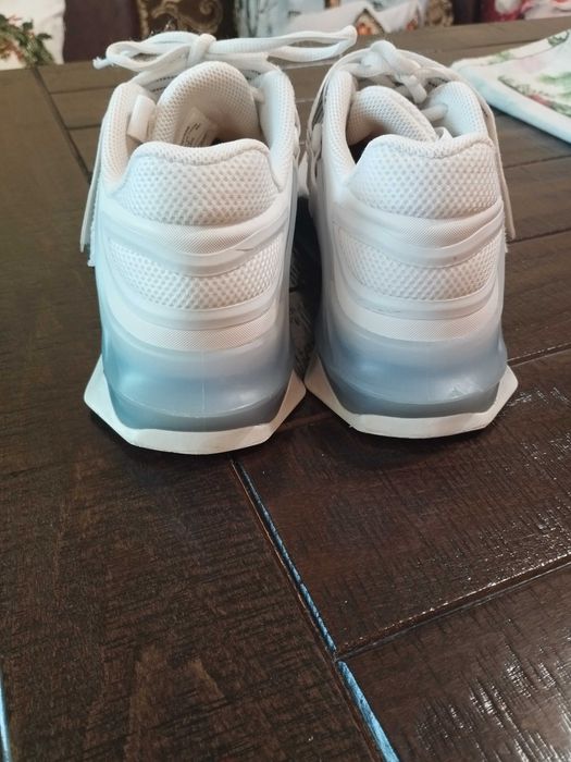 Фитнес обувки Nike Savaleos