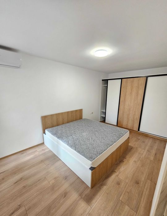 Продава се Тристаен апартамент в Варна, Център - 95 кв.м за 2315 €/кв.м - Снимка #6