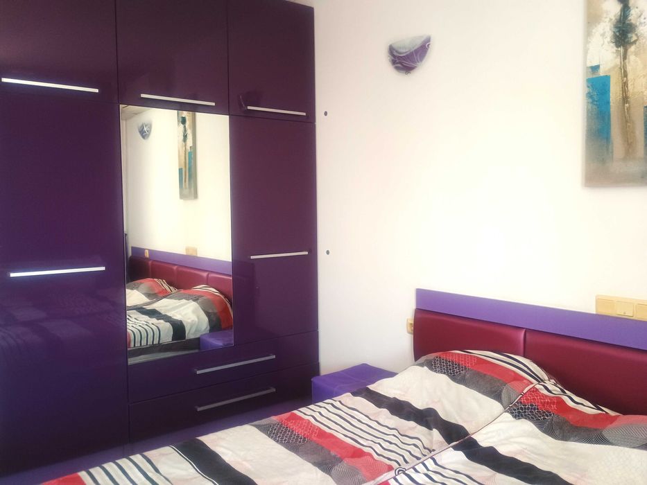 Първа линия на южния плаж на Несебър с  гледка, басейн и паркинг