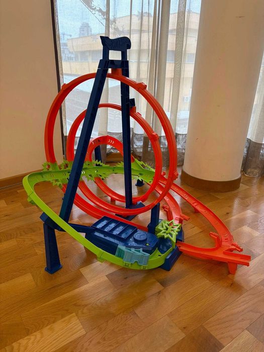 Hot Wheels Epic Clash писта