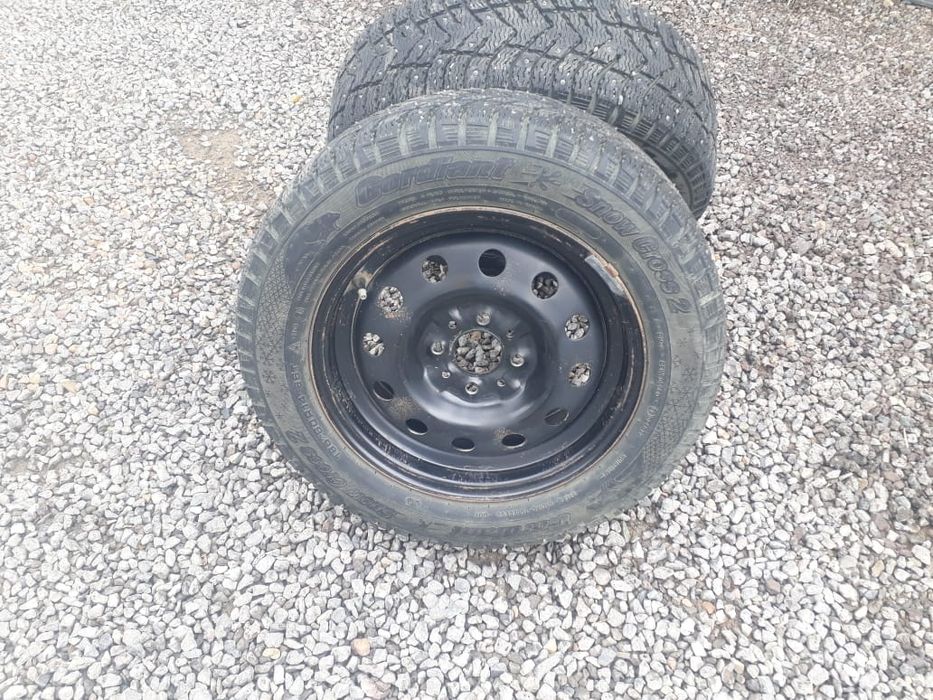 Продам шины комплект