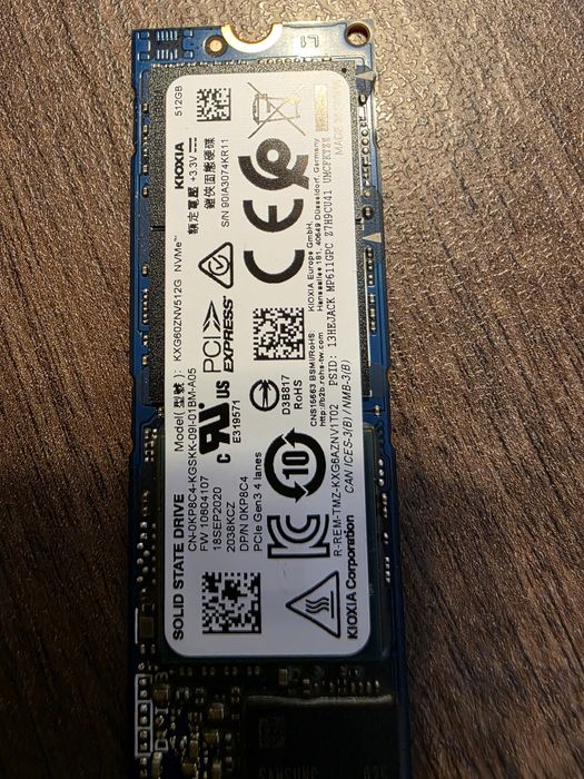 Адаптер с 512gb  NVMe disk към usb A/usb C