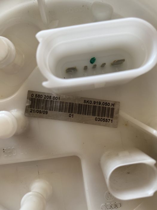 Pompa motorina bosch  audi  a4 ,a5,a6  2.0 TDI