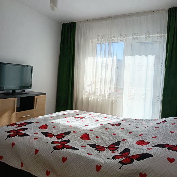 Apartament de vânzare 3 camere Floresti,zona Terra