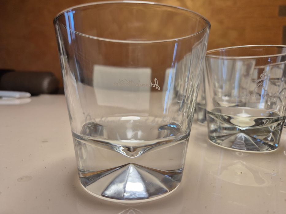 Нови чаши за уиски