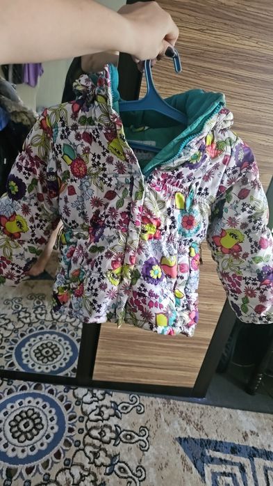 Продам детский пуховик на девочк