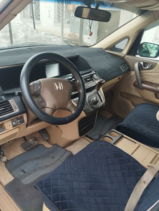 Продам Honda Elysion