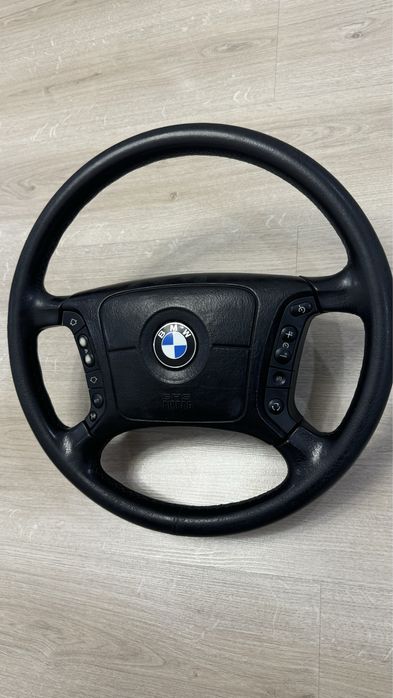 Руль BMW E38 рестайл