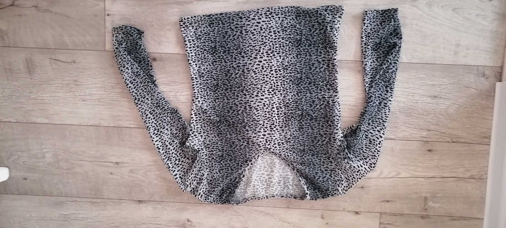 Леопардовая кофточка с длинным рукавом