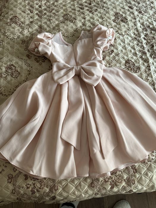 Платья для девочек