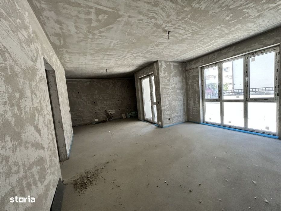 Apartament de 4 camere , 89 mp utili, terasa 103mp, zona VIVO — fotografia 3