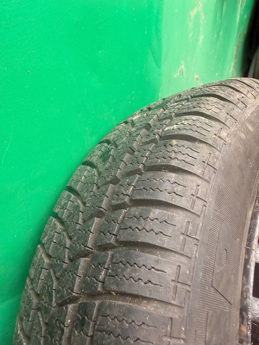 4 зимни гуми с джанти – 165/70 R13