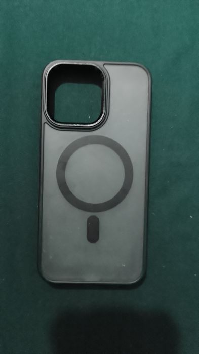 Vând huse de iphone