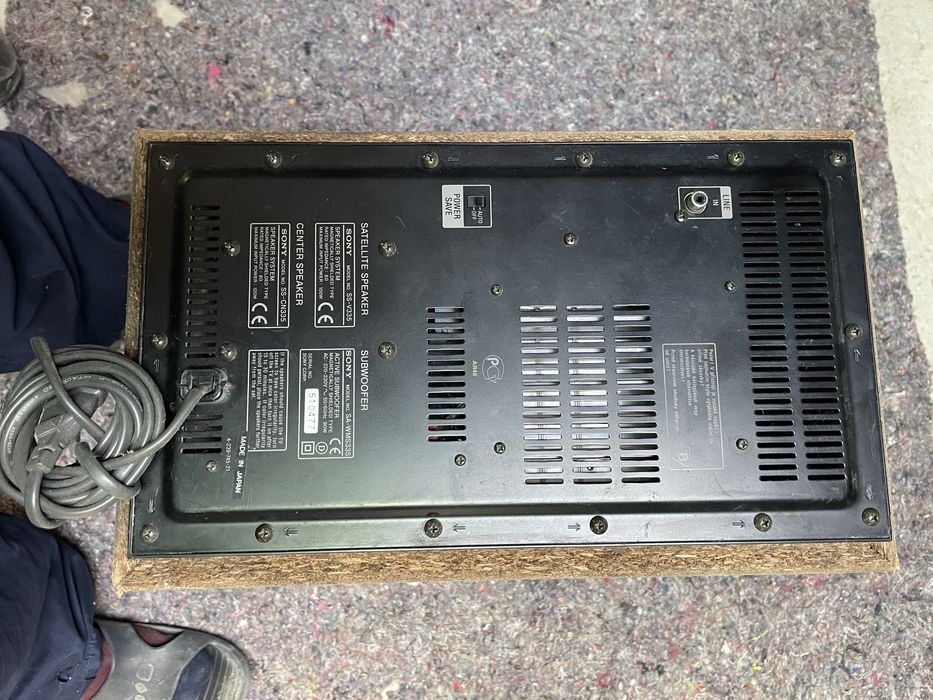 Subwoofer 90w brend Sony