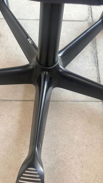 Scaun ergonomic high end  HAG CAPISCO gri - ca nou, folosit ft puțin.
