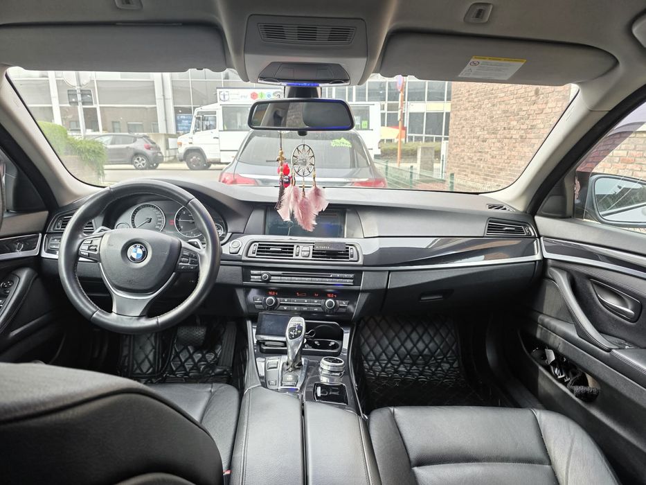 BMW 5 Series 2012 — imagine 5