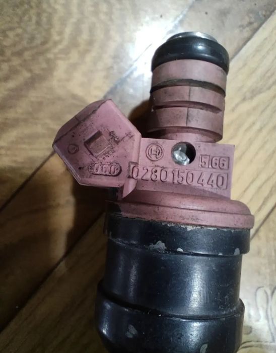 Топливная форсунка