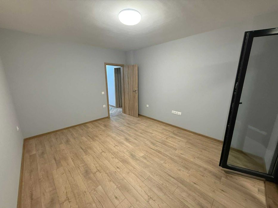 Тристаен апартамент в Благоевград, Широк център, ново строителство