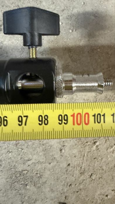 Set 6 trepiede solide profesionale pentru proiector dimensiunile in poze
