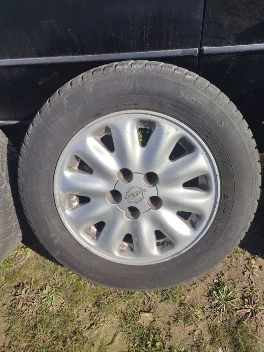 Джанти с гуми Опел Зафира