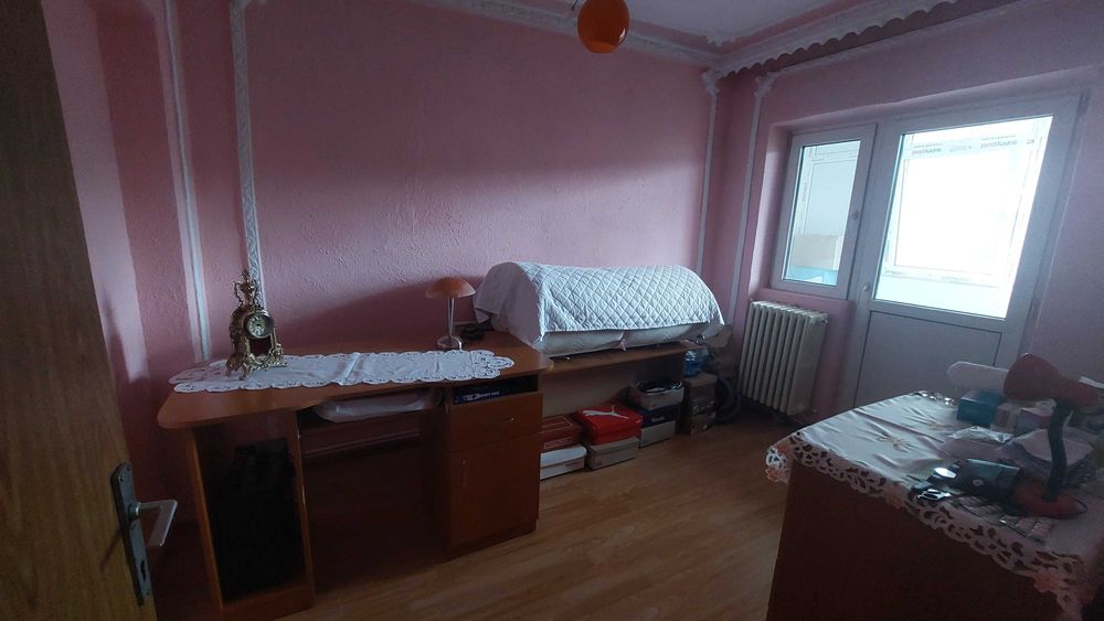 Apartament decomandat cu 4 camere Dacia, Iași - Persoană fizică