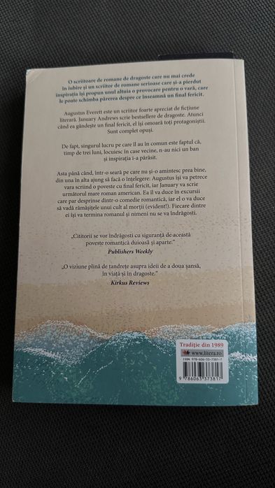 Carte Doua Carti si O Vacanta de Emily Henry