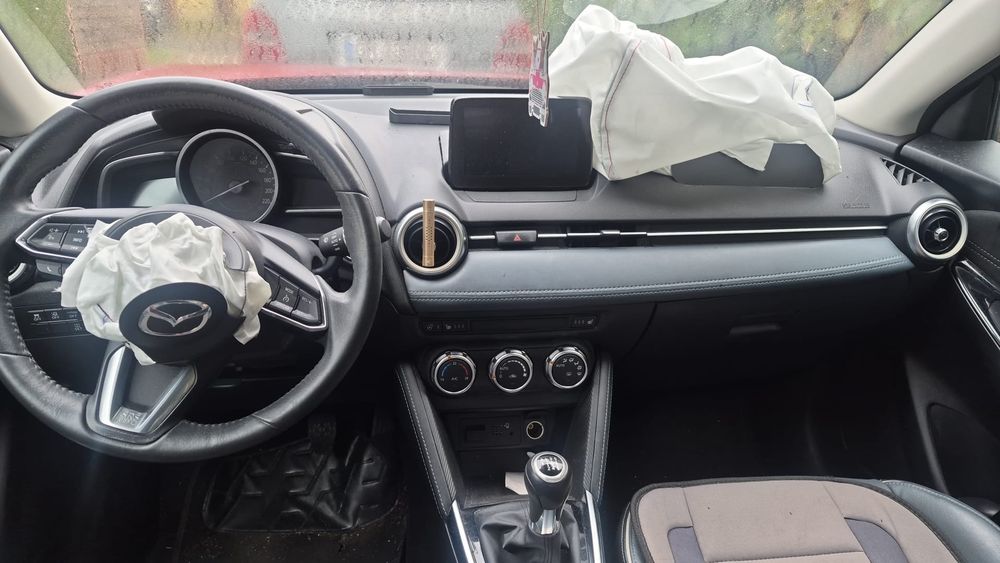 Mazda 2 2020 hibrid, 6.000 € — imagine 5