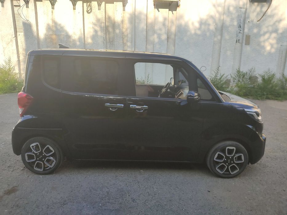 Продам Kia Ray .