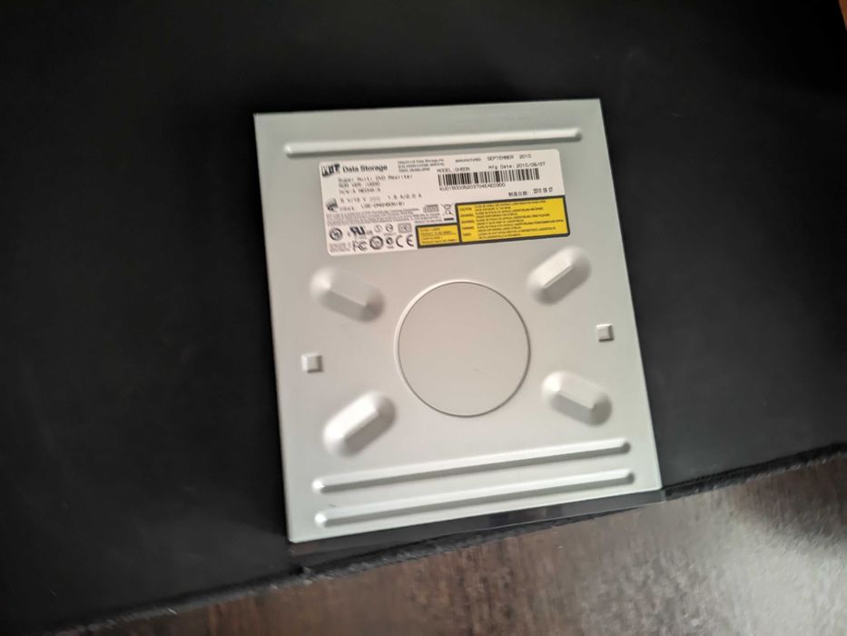 Дисководы CD/DVD-ROM привод