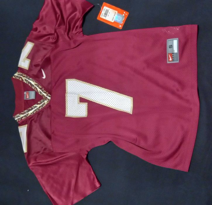 Тениска и потник за баскетбол