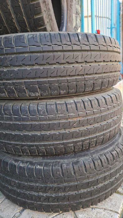 4бр Летни гуми за бус 215 70 15С — Kleber