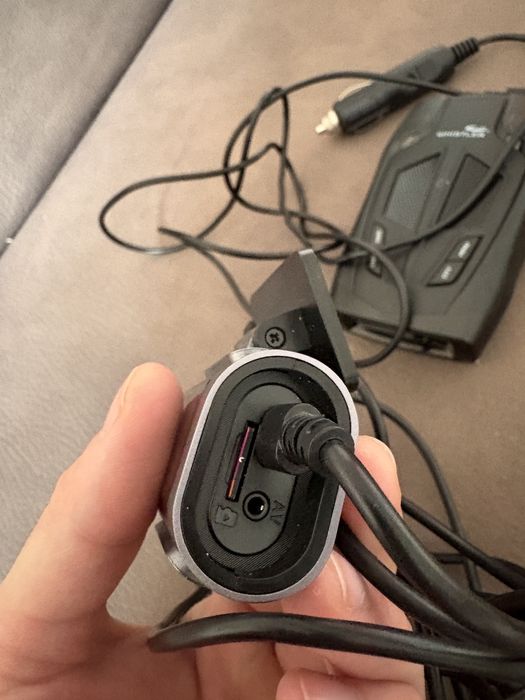 Camera  de bord auto si detector radar WHISTLER