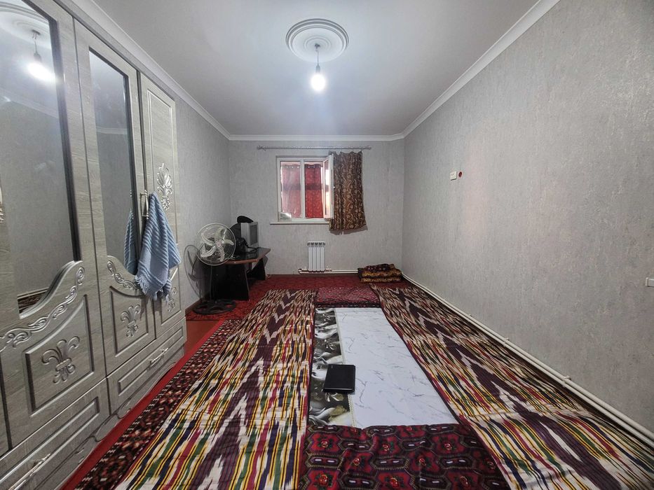 1 комн 1 этаж кв продается в чирчике