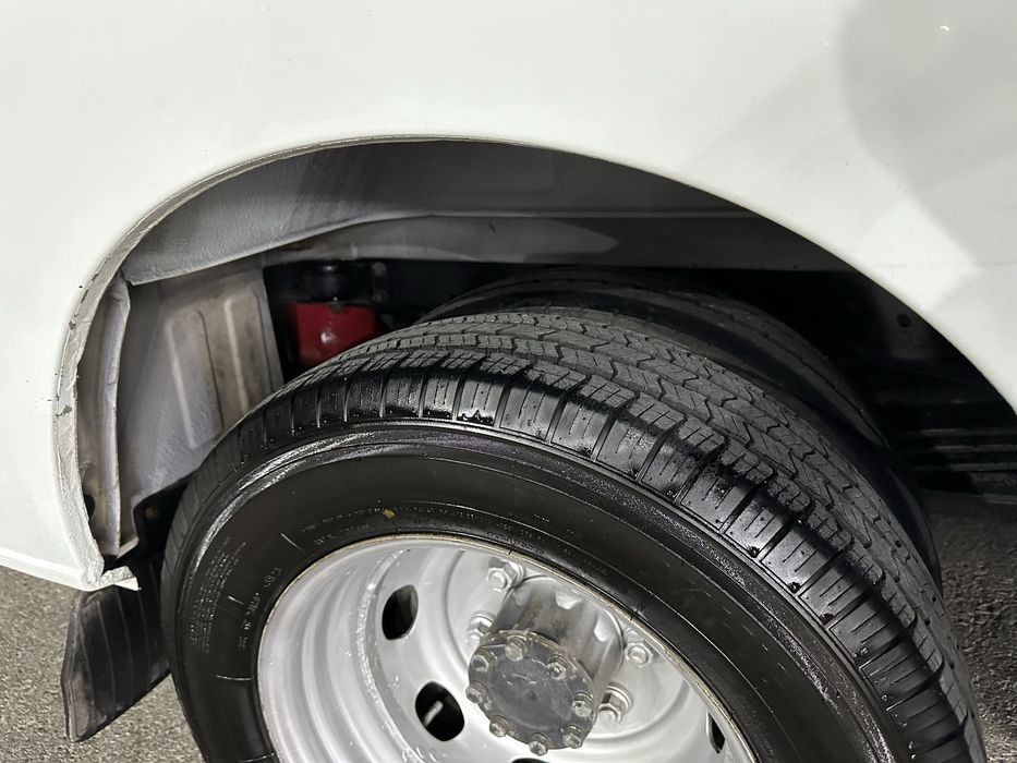 Mikroavtobus 16-17 kishilik sizning hizmatingizga uydan uygacha