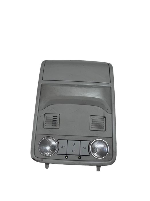 Plafoniera Volkswagen Passat 3C2 2005 - 2010 1K0868837