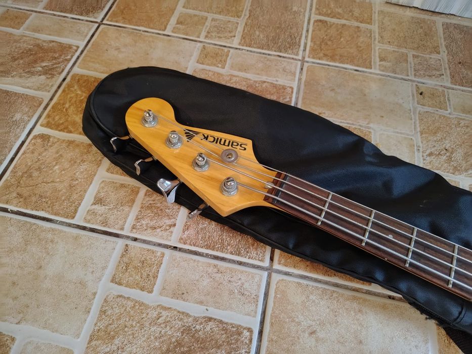 Chitară Bas Electric Samick Precision -  Bass 4 corzi – Coreea