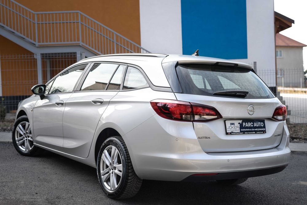 Rate de la 180euro/Luna. Opel Astra K 2020 1.6Diesel Euro6 Style Garantie 3Ani KmReali FaraAccidente Naigatie Mare 3D Touch Revizii la zii