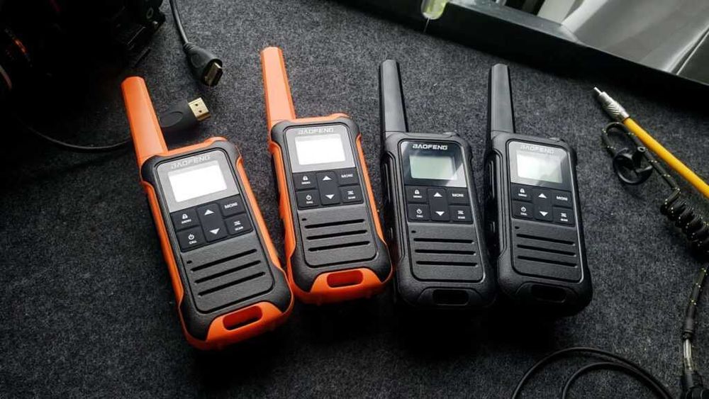 Baofeng F22 2 Микро преносимо радио PMR446 LCD дисплей Type-C черен