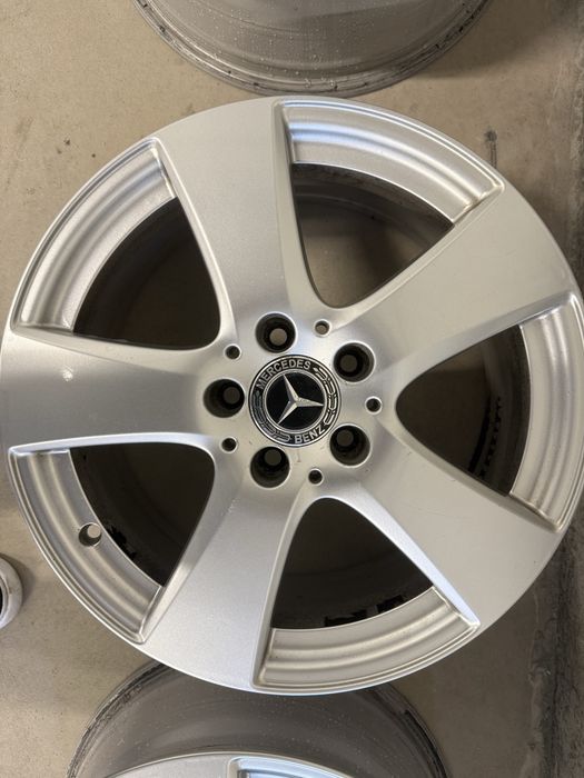 Jante originale Mercedes 17"
