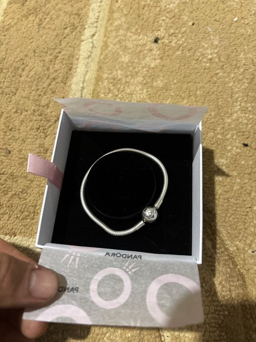 Pandora браслет 17 см 2 камушки